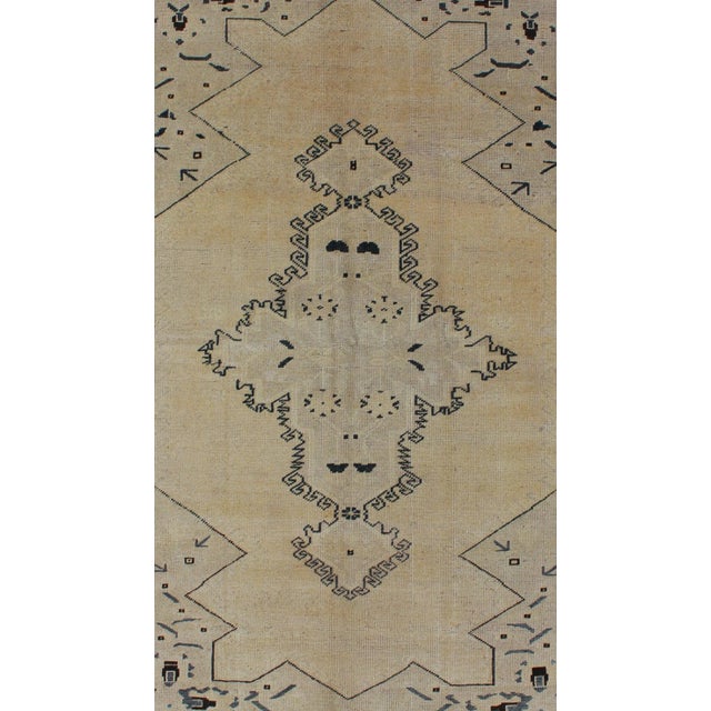 Vintage Oushak Rug With Soft Beige, Warm Taupe, and Deep Navy Blue Accents For Sale - Image 4 of 8
