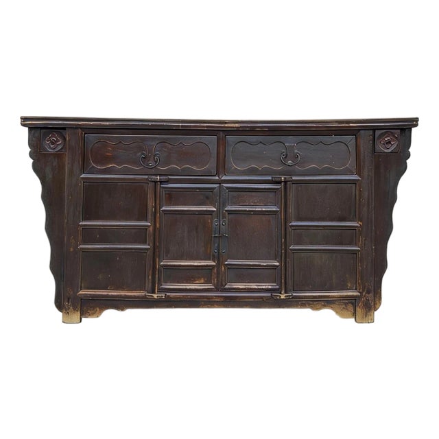 Late 18th Century Elm Buffet For Sale
