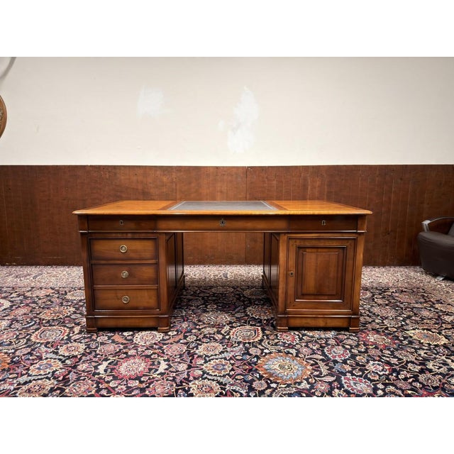 Italian Desk with Leather Top from Assi D'Asolo For Sale - Image 3 of 18