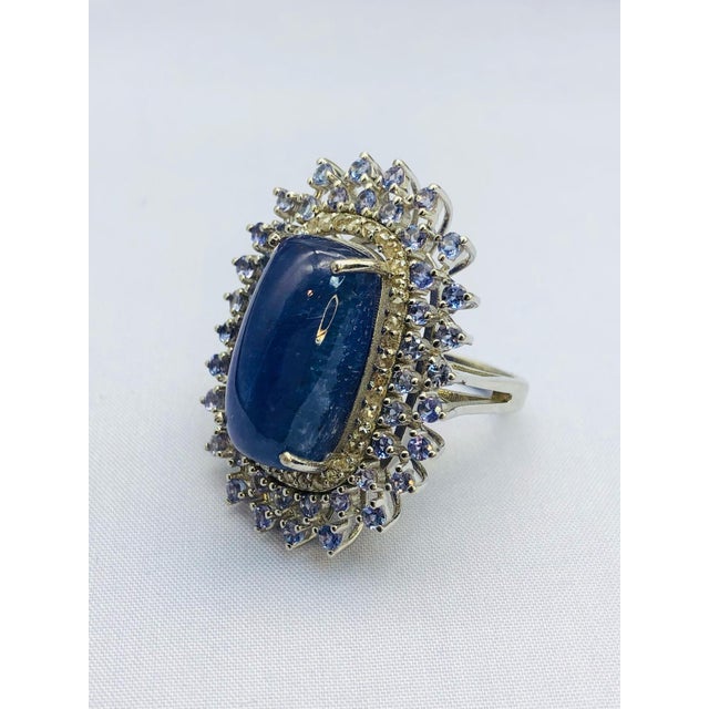 Art Deco Bochic “Orient” Natural Diamond & Tanzanite Cocktail Ring Set 18K Gold & Silver For Sale - Image 3 of 12