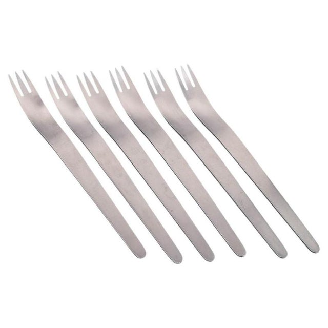 1960s Dinner Forks in Stainless Steel by Arne Jacobsen for Anton Michelsen, 1960s, Set of 6 For Sale - Image 5 of 5