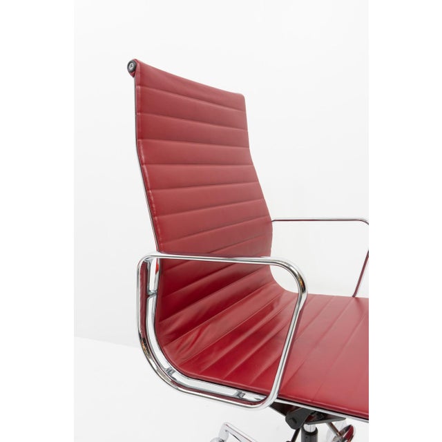 2000 - 2009 Eames Alu Group Office Chair EA119 by Vitra For Sale - Image 5 of 14
