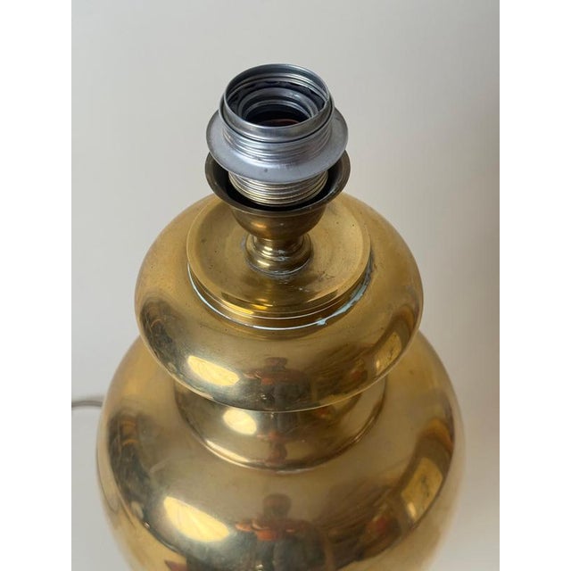1970s Italian Hollywood Regency Brass Urn Table Lamp, 1970s For Sale - Image 5 of 14