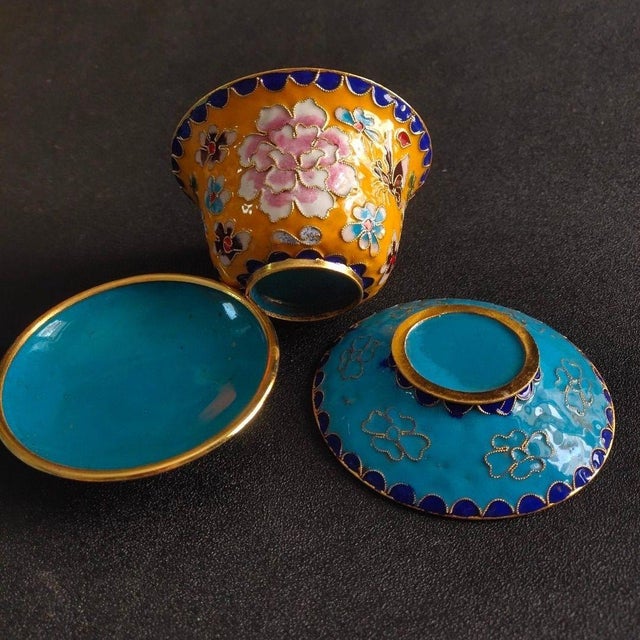 Vintage Chinese Yellow Cloisonné Enamel Floral "Three-Piece" Tea Bowl Set For Sale In Los Angeles - Image 6 of 6