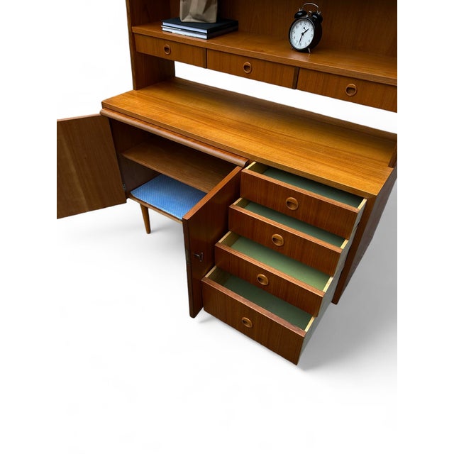 Wood Scandinavian Bookshelf in Teak For Sale - Image 7 of 15