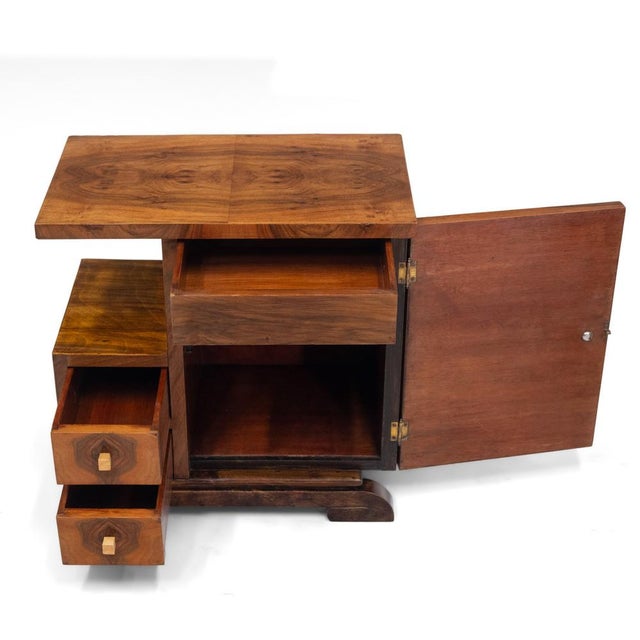 1930s Art Deco Walnut Bedside Cabinets, 1930s, Set of 2 For Sale - Image 5 of 18