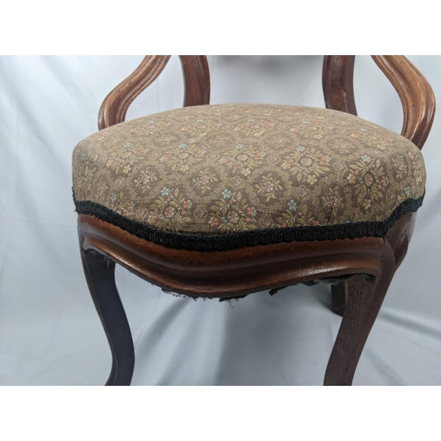 Brown Antique Victorian Carved Wood Side Chair With Portrait Medallion & Figured Wood For Sale - Image 8 of 17