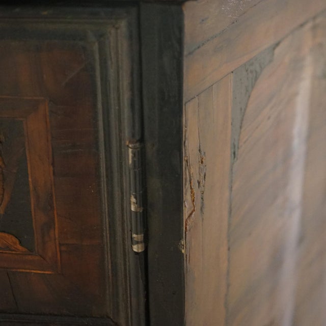 Antique 18thC Italian Satinwood Inlaid & Ebonized Single Door Commode C1760 For Sale - Image 4 of 12