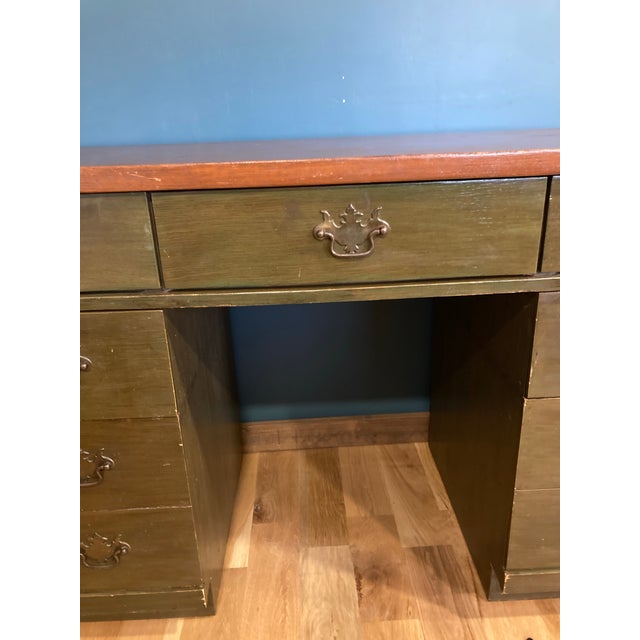 Mid-Century Modern Mid-Century Bassett Green Stained Desk With 7 Drawers For Sale - Image 3 of 10