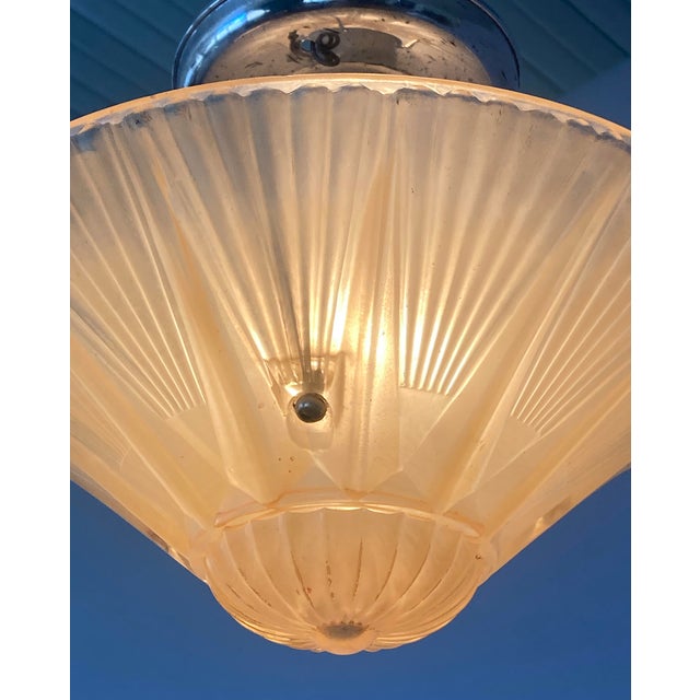 1920s Flush-Mounting Art Deco Ceiling Fixture For Sale - Image 4 of 4