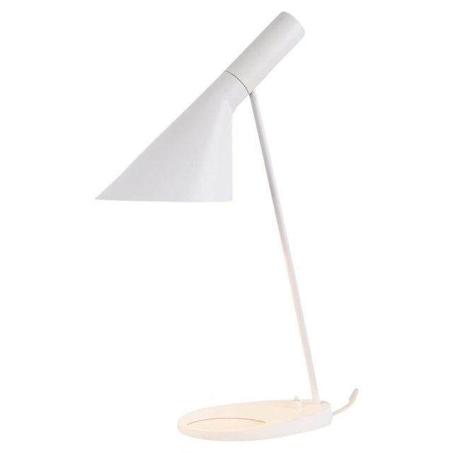 White AJ Table Lamp by Louis Poulsen for Arne Jacobsen, 1957 For Sale - Image 11 of 11