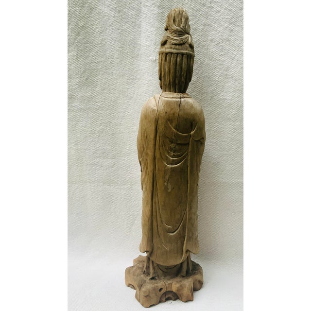 19th Century Chinese Hand-Carved Cypress Guanyin Buddhist Goddess Sculpture For Sale - Image 14 of 15