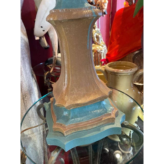 Pair of 1950s Hollywood Regency Table Lamps Carved Wood With Shades For Sale - Image 11 of 12