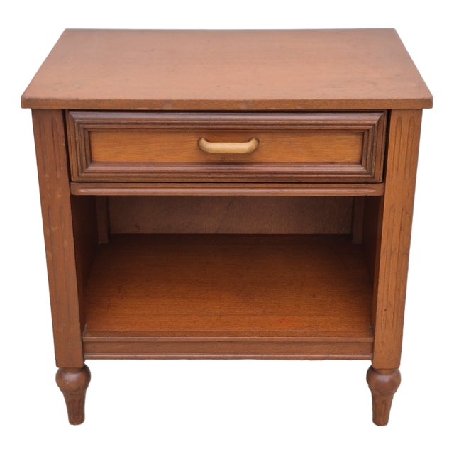 Mid-20th Century Italian Provincial Walnut Veneer Night Stand Side End Table For Sale