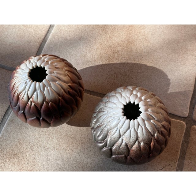 Porcelain Artichoke Art Vases by Ljubisa Misic for Goebel, West Germany, 1985, Set of 2 For Sale - Image 18 of 18