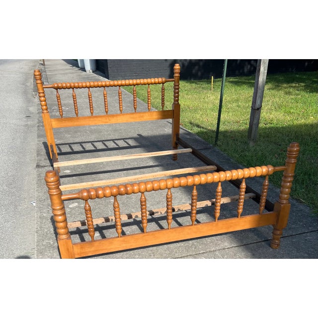 Jenny Lind Style Bed In Full Size with Rails and Slats . Nice Spindle Headboard and Footboard in a Maple Color Poster Bed...