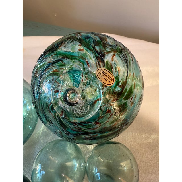 Mid 20th Century Vintage Glass Decor Fishing Floats Balls With 2001 Custom Art Glass Oregon Float Set of 5 For Sale - Image 5 of 18