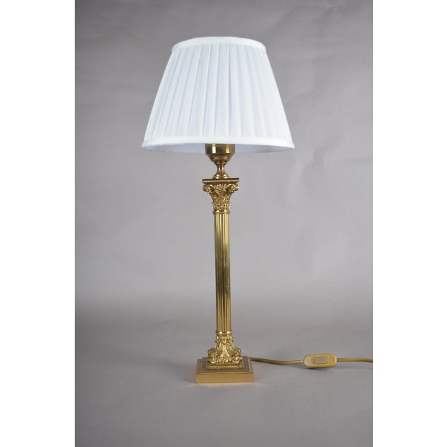 1960s Tall Neoclassical Brass Table Lamp with Fluted Column and Pleated White Shade, 1960s For Sale - Image 5 of 11