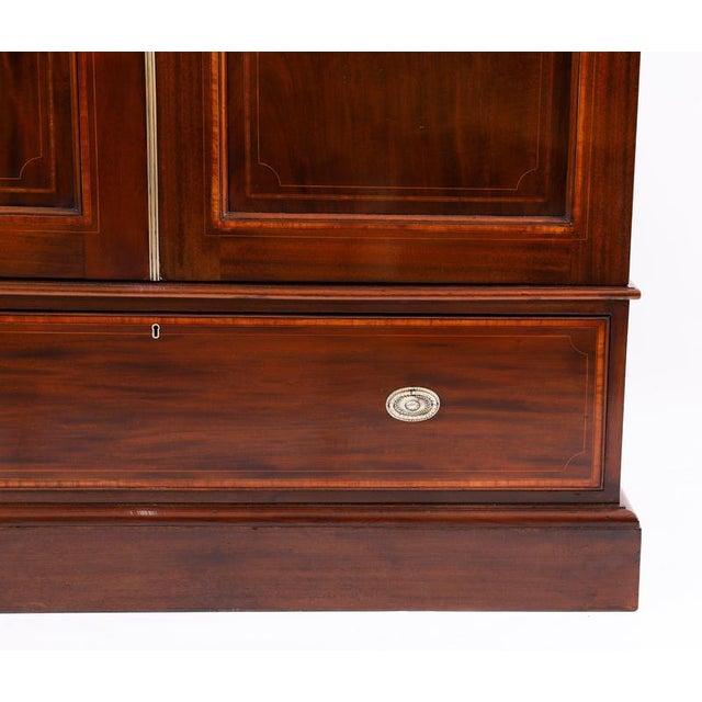 Antique English George III Revival Flame Mahogany Wardrobe, 1880 For Sale - Image 6 of 18