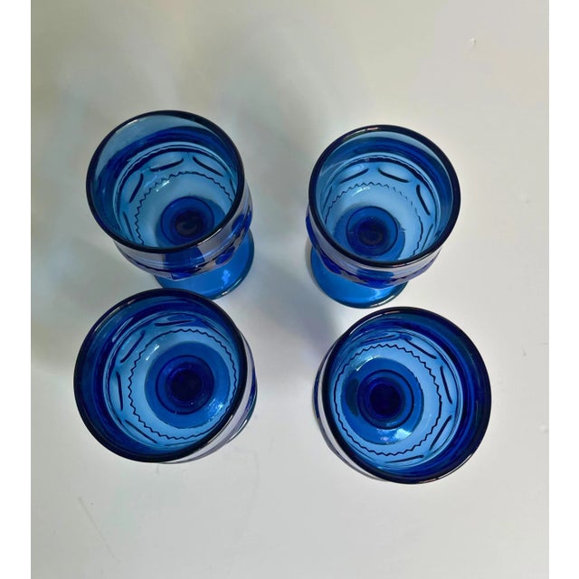 Mid-Century Modern Vintage Crown Imperial Blue Liquor Cocktail Glasses by Tiara – Set of 4 For Sale - Image 3 of 5