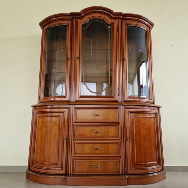 Italian Two-Level Showcase in Wood For Sale - Image 3 of 11