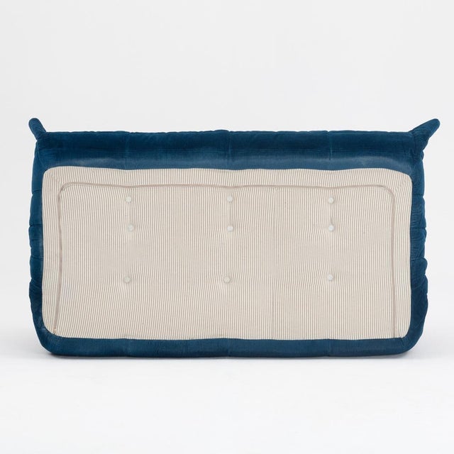 Togo Three-Seater Sofa in Dark Blue Tissue by Michel Ducaroy for Ligne Roset For Sale - Image 16 of 18