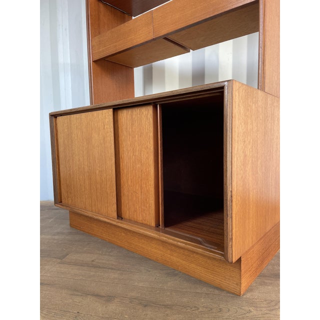 Brown Mid-Century British Form Five Wall Unit by Roger Bennett for G-Plan, 1967 For Sale - Image 8 of 17