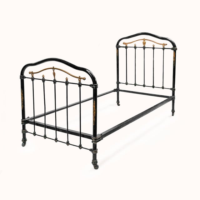Cast Iron Single Beds in Black and Gold, 1890s, Set of 2 For Sale - Image 3 of 10