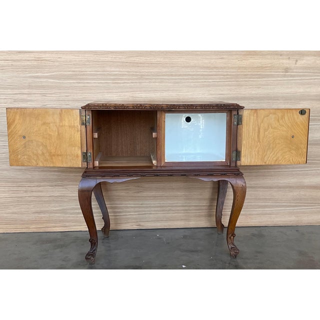 Art Deco French Nightstands with doors and Marble Top, 1930s, Set of 2 For Sale - Image 13 of 18