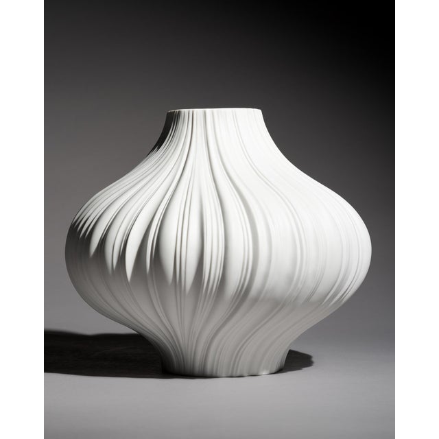 Pleated Matte White Porcelain Vase by Martin Freyer for Rosenthal, 1994 For Sale - Image 12 of 12