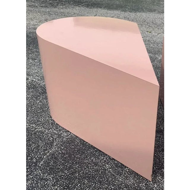 This unique piece was created in the 1980s. It’s shape is indicative of an era where true risk were taken. The teardrop...