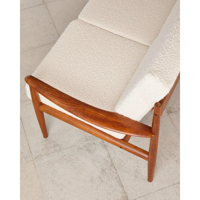 Three-Seater Sofa Model 118 in Teak with Bouclé Upholstery by Grete Jalk for France & Søn, Denmark, 1950s For Sale - Image 13 of 18