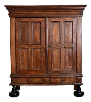 Dutch 18th Century Oak Kussenkast Armoire