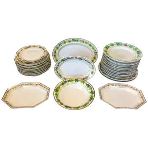 Berlin/Kpm Porcelain Dinner Service, King Wilhelm II Grape Motif - Set of 26