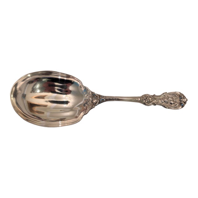 Early 20th Century Reed & Barton "Frances I" Sterling Silver Large Serving Spoon, Old Marks For Sale