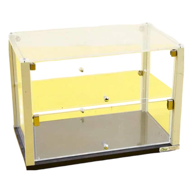 Display Box in Transparent Acrylic For Sale