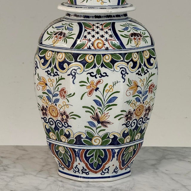1900s Pair of Boch Frères Keramis Polychrome Lidded Urns For Sale - Image 13 of 18