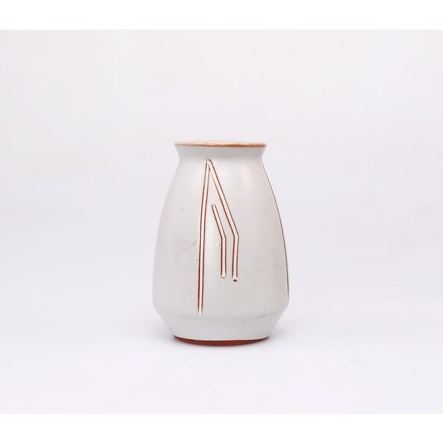 1960s Small Earthenware Vases with Sgraffito Decor, 1960s, Set of 4 For Sale - Image 5 of 10