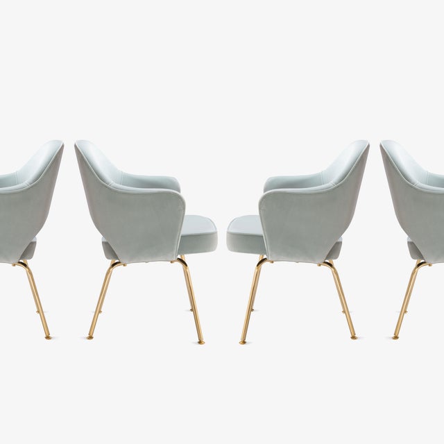 Mid-Century Modern Original Saarinen Executive Arm Chairs Restored in Mint Velvet, Custom Gold Edition - Set of 6 For Sale - Image 3 of 9