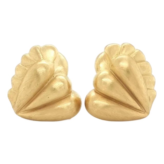 Kieselstein-Cord Vintage 18k Yellow Gold Shell Heart Huggie Earrings For Sale