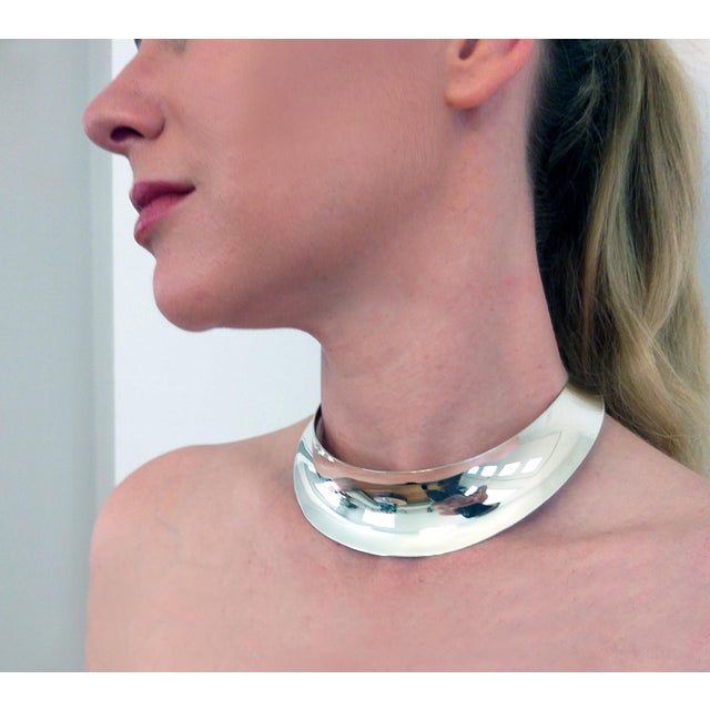 1990s Heavy Anticlastic Choker, Modernist Gerhard Herbst Studios Silver Collar For Sale In San Diego - Image 6 of 6