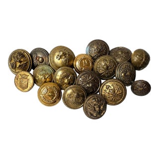 Collection of Vintage Italian Military Buttons | Mixed Brass & Bronze Insignia | 18 Pieces For Sale