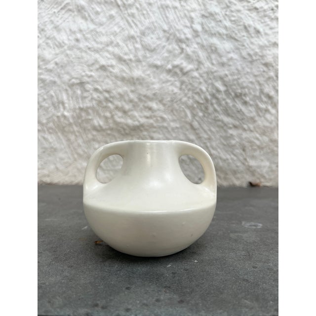 Vintage Camark Stangl Pottery Vases Art Deco Matte White 1930’s For Sale In New York - Image 6 of 12