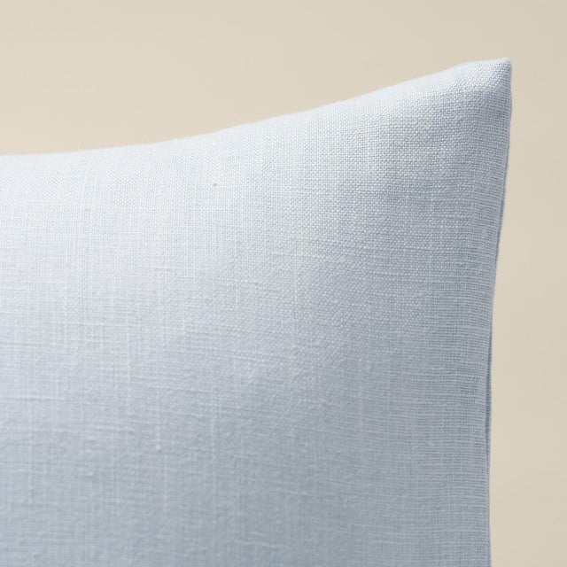 This pillow features Lange Glazed Linen with a Knife Edge finish. Lange is a go-to, fine-spun linen with a supple hand and...
