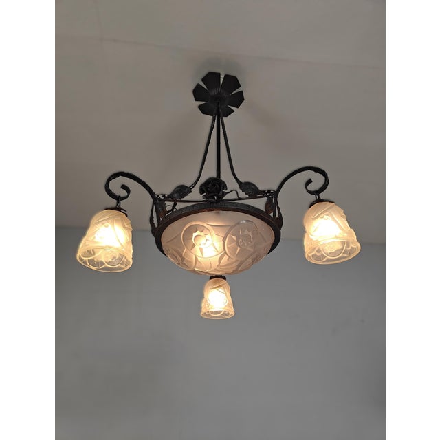 1920s French Art Deco Chandelier from Verrerie Dart Degué, 1920s For Sale - Image 5 of 10