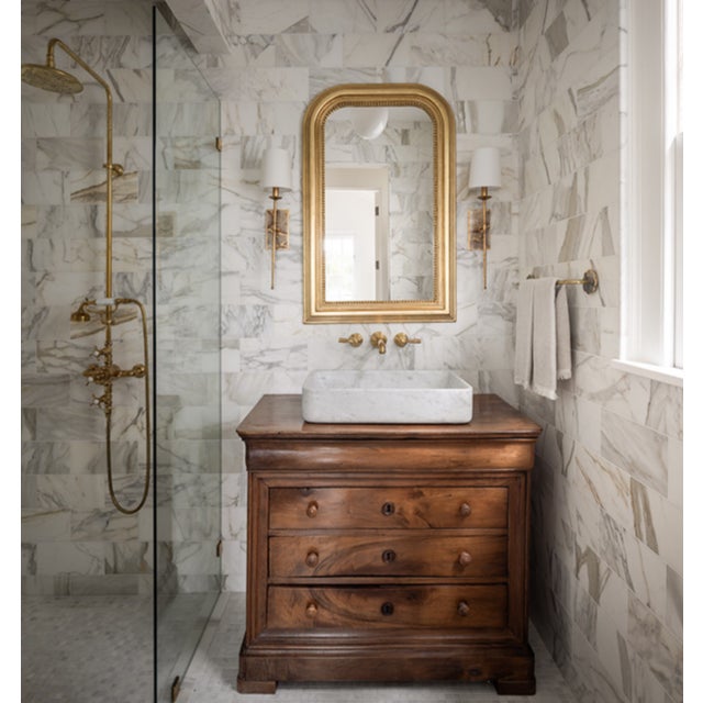 Worlds Away Matthew Izzo Home Waverly Hand Carved Curved Top Gold Leaf Beaded Antique Mirror For Sale - Image 4 of 6