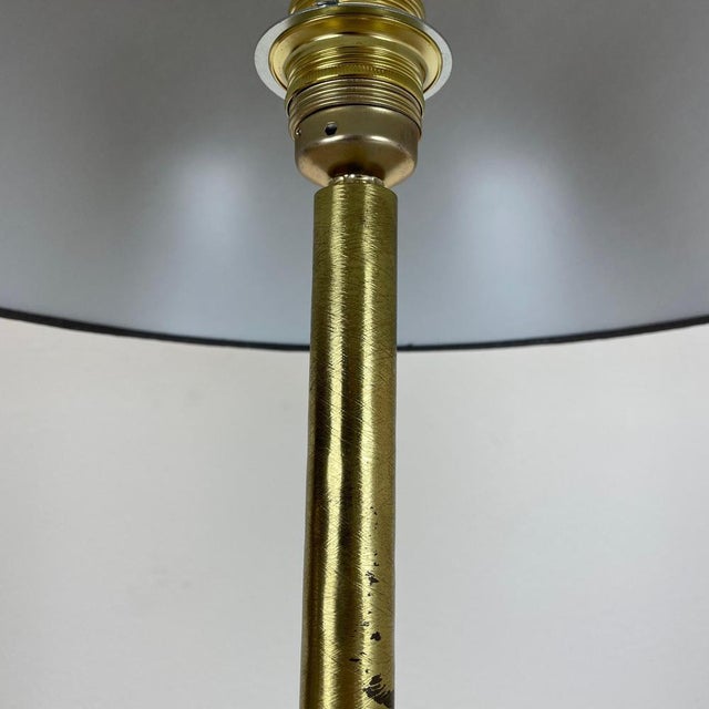 Hollywood Regency Brutalist Floral Brass Table Light, Italy, 1970s For Sale - Image 9 of 18