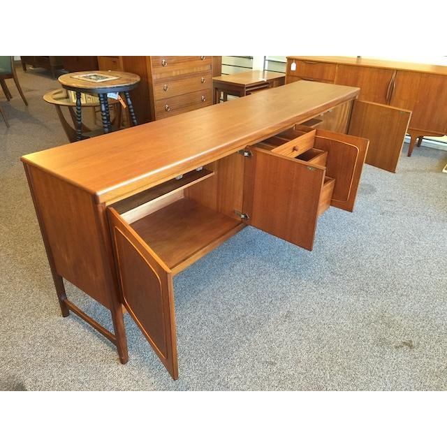Mid Century Modern European Teak Credenza by Nathan, Uk c.1960 For Sale - Image 10 of 12