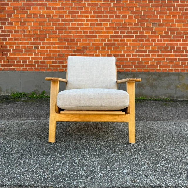1960s Ge-290 Lounge Chair by Hans J. Wegner for Getama, Denmark, 1960s For Sale - Image 5 of 11