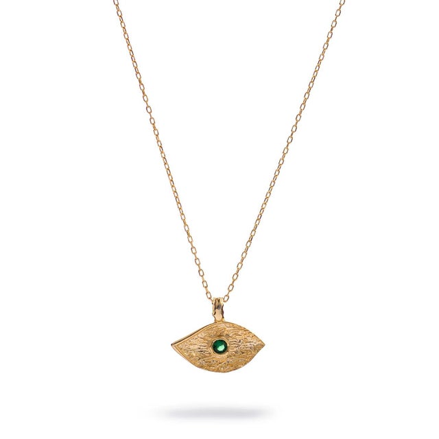 Cleopatra’s Emerald Guardian Eye Necklace For Sale - Image 4 of 11
